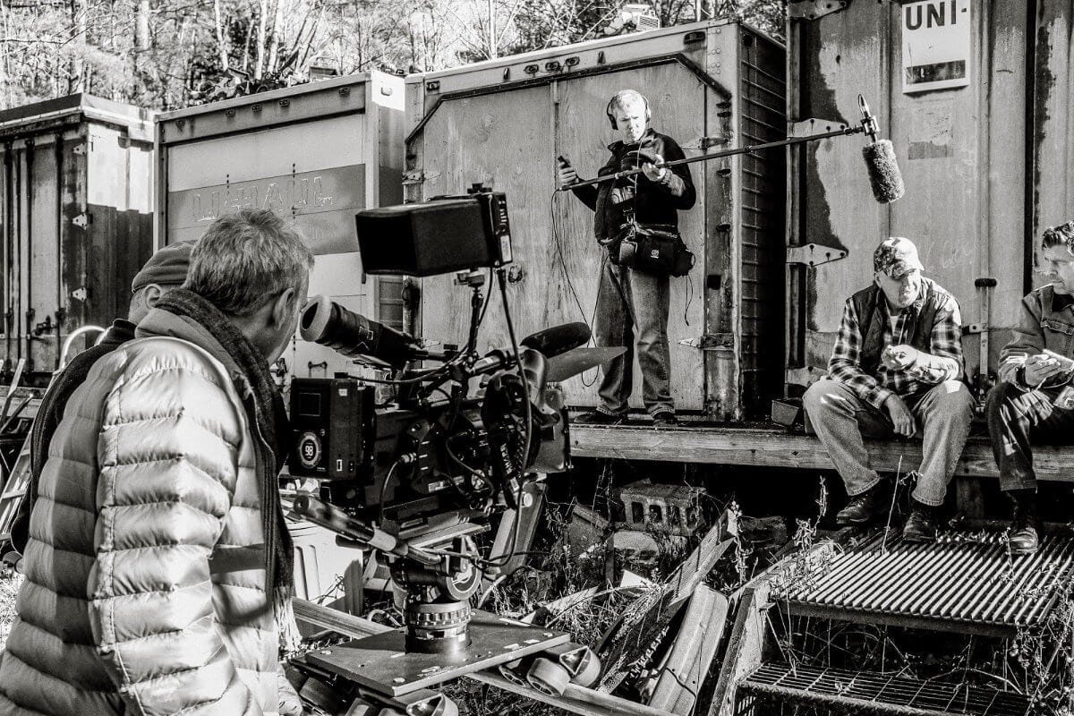 Aaron Weisblatt directing a scene